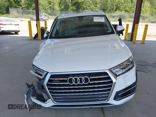 2018 Audi Q7 Premium Plus с VIN WA1LAAF77JD018455, выставлен на аукционе IAAI как лот 42385502 с пробегом 98 353 миль миль и . История ставок и продаж доступна на DreamBid. Изображение 12.