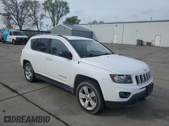 2017 Jeep Compass Sport с VIN 1C4NJCBA8HD124306, выставлен на аукционе Copart как лот 49730195 с пробегом 125 700 миль миль и Списание • Salvage title. История ставок и продаж доступна на DreamBid. Изображение 4.