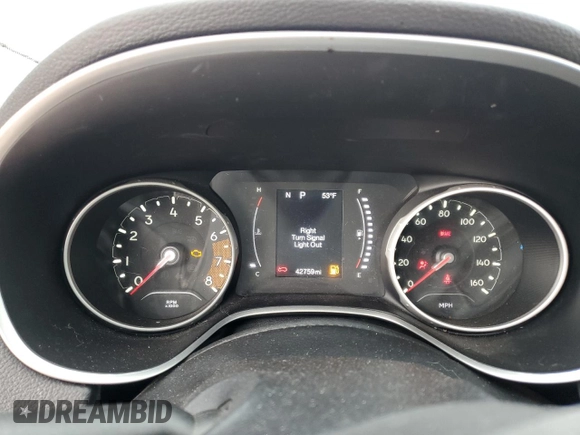 2021 Jeep Compass Sport z VIN 3C4NJCAB1MT576970, wystawiony jako Copart lot #43081635 z przebiegiem 42 759 mil mil oraz Szkoda całkowita • Salvage title. Historia ofert i sprzedaży dostępna na DreamBid. Obrazek 9.