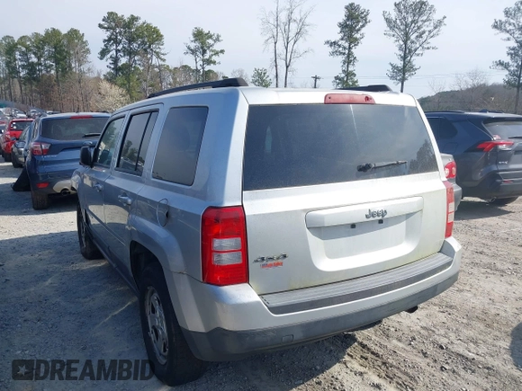 2013 Jeep Patriot Sport with VIN 1C4NJRBB6DD262920, listed as a IAAI auction lot 41779403 with 145,444 mi miles and . Bid and sale history available at carsss.com. Image 3.