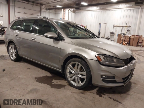 2015 Volkswagen Golf SportWagen TDI S with VIN 3VWCA7AU7FM500664, listed as a IAAI auction lot 41386763 with 115,716 mi miles. Bid and sale history available at carsss.com. Image 1.