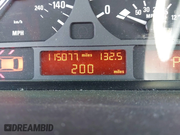 2002 BMW 3 Series 325i z VIN WBAEV33452KL77466, wystawiony jako IAAI lot #42224224 z przebiegiem 115 077 mil mil oraz . Historia ofert i sprzedaży dostępna na DreamBid. Obrazek 16.