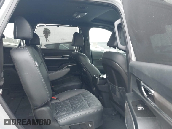 2024 Kia Telluride EX X-Line with VIN 5XYP3DGC9RG464408, listed as a IAAI auction lot 42289639 with 11,873 mi miles and . Bid and sale history available at DreamBid. Image 8.