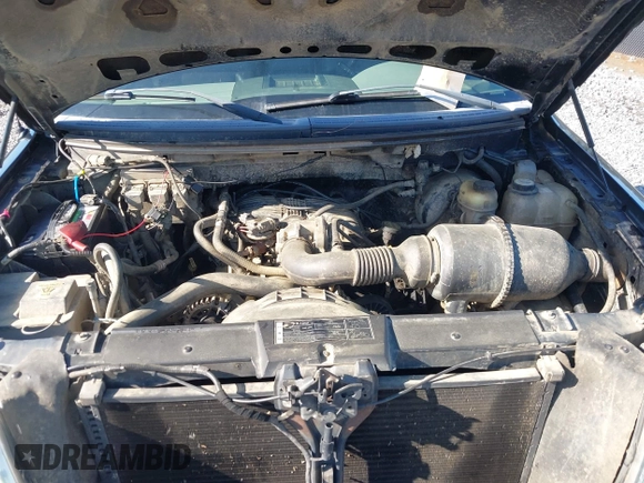2007 Ford F-150 XL with VIN 1FTRF12297NA81619, listed as a IAAI auction lot 41855562 with 310,954 mi miles. Bid and sale history available at carsss.com. Image 10.