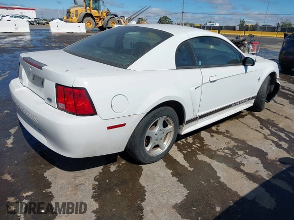 2002 Ford Mustang Standard with VIN 1FAFP40462F119838, listed as a IAAI auction lot 42801101 with Not provided miles and . Bid and sale history available at DreamBid. Image 4.