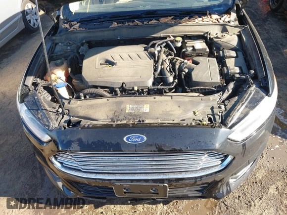 2016 Ford Fusion SE with VIN 1FA6P0HD0G5132790, listed as a IAAI auction lot 40604197 with 300,100 mi miles. Bid and sale history available at carsss.com. Image 10.