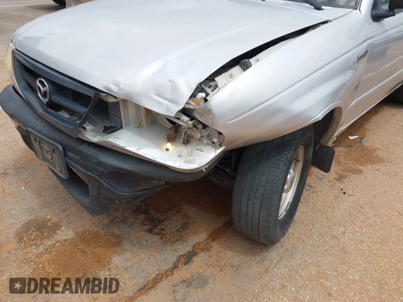 2005 Mazda B-Series 2WD Truck with VIN 4F4YR12D85PM01784, listed as a IAAI auction lot 41932706 with 183,610 mi miles. Bid and sale history available at carsss.com. Image 6.