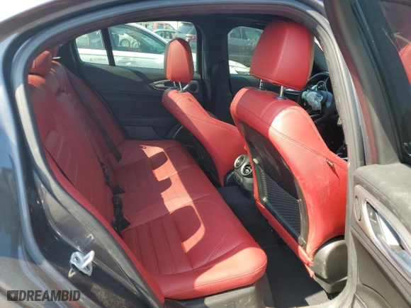 2022 Alfa Romeo Giulia Veloce with VIN ZARFANBN5N7659399, listed as a Copart auction lot 70486154 with 0 mi miles and Salvage Title. Bid and sale history available at carsss.com. Image 10.