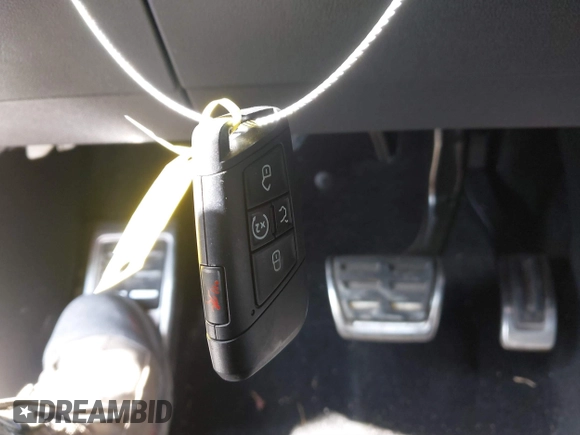 2022 Volkswagen Tiguan SE R-Line Black z VIN 3VV8B7AX3NM168318, wystawiony jako IAAI lot #41530361 z przebiegiem 31 226 mil mil oraz . Historia ofert i sprzedaży dostępna na DreamBid. Obrazek 11.