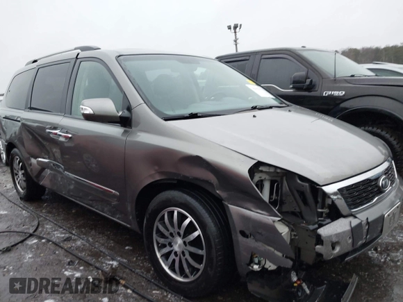 2011 Kia Sedona EX with VIN KNDMH4C71B6396661, listed as a IAAI auction lot 41412771 with 175,192 mi miles. Bid and sale history available at carsss.com. Image 6.