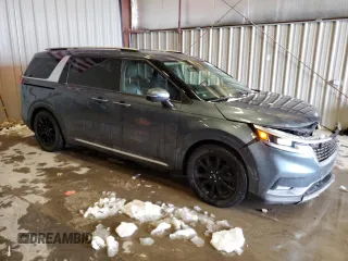 2022 Kia Carnival SX Prestige with VIN KNDNE5H3XN6063808, listed as a Copart auction lot 50247805 with 111,630 mi miles and Salvage Title. Bid and sale history available at carsss.com. Image 4.