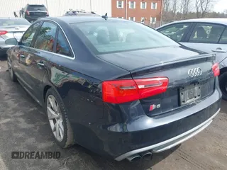 2013 Audi S6 Prestige with VIN WAUF2AFC6DN081829, listed as a IAAI auction lot 41785814 with 127,935 mi miles. Bid and sale history available at carsss.com. Image 3.