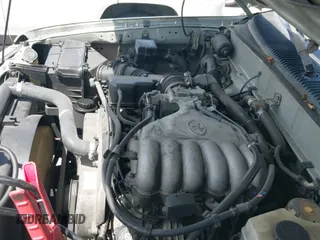 2001 Toyota 4Runner SR5 z VIN JT3GN86R010188772, wystawiony jako IAAI lot #42801383 z przebiegiem 347 033 mil mil oraz . Historia ofert i sprzedaży dostępna na DreamBid. Obrazek 17.