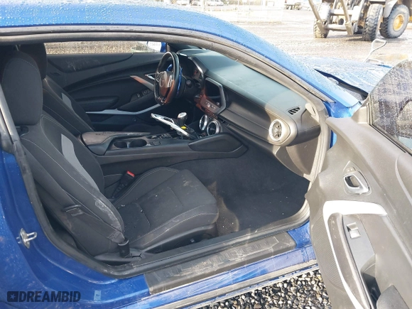 2019 Chevrolet Camaro 1SS with VIN 1G1FF1R74K0135606, listed as a IAAI auction lot 41175313 with 64,034 mi miles. Bid and sale history available at carsss.com. Image 5.