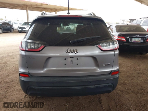 2019 Jeep Cherokee Latitude Plus with VIN 1C4PJLLB9KD109711, listed as a IAAI auction lot 41917339 with 115,320 mi miles. Bid and sale history available at carsss.com. Image 16.