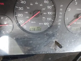 2000 Subaru Legacy Wagon Outback w/GB Equip with VIN 4S3BH6755Y6618462, listed as a IAAI auction lot 41801341 with 279,150 mi miles. Bid and sale history available at carsss.com. Image 15.