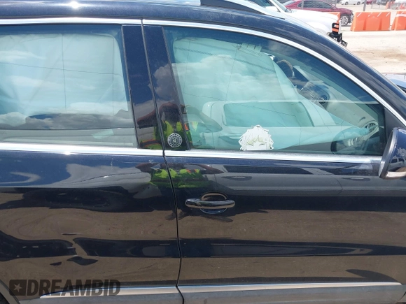 2017 Volkswagen Tiguan Wolfsburg Edition z VIN WVGSV7AX1HW503670, wystawiony jako IAAI lot #42235251 z przebiegiem 88 477 mil mil oraz . Historia ofert i sprzedaży dostępna na DreamBid. Obrazek 13.