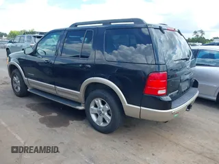 2005 Ford Explorer Eddie Bauer z VIN 1FMZU74K15UB12477, wystawiony jako IAAI lot #42779084 z przebiegiem 229 127 mil mil oraz . Historia ofert i sprzedaży dostępna na DreamBid. Obrazek 3.