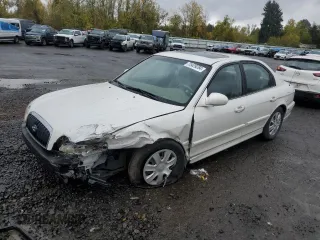 2002 Hyundai Sonata with VIN KMHWF25S02A673104, listed as a Copart auction lot 75429284 with 101,568 mi miles and Salvage Title. Bid and sale history available at carsss.com. Image 1.