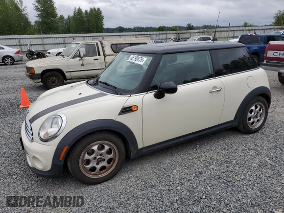 2013 MINI Hardtop with VIN WMWSU3C55DT546249, listed as a Copart auction lot 56799675 with 140,825 mi miles and Clean Title. Bid and sale history available at DreamBid. Image 1.