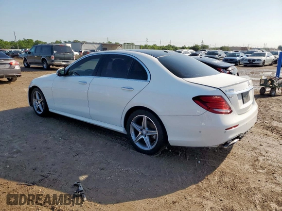 2017 Mercedes-Benz E 300 Luxury z VIN WDDZF4JB8HA181700, wystawiony jako Copart lot #58608045 z przebiegiem 69 312 mil mil oraz Szkoda całkowita • Salvage title. Historia ofert i sprzedaży dostępna na DreamBid. Obrazek 2.