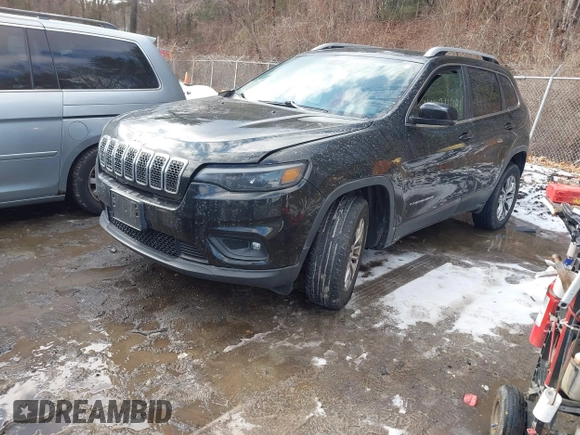 2019 Jeep Cherokee Altitude with VIN 1C4PJMLB0KD319703, listed as a IAAI auction lot 41524781 with 181,625 mi miles and . Bid and sale history available at DreamBid. Image 17.