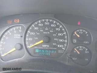 2001 Chevrolet Tahoe LT with VIN 1GNEC13T41J155954, listed as a IAAI auction lot 41810200 with 222,109 mi miles. Bid and sale history available at carsss.com. Image 7.