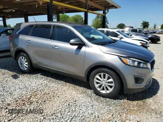2018 Kia Sorento LX with VIN 5XYPG4A32JG431056, listed as a Copart auction lot 52992555 with 36,415 mi miles and Salvage Title. Bid and sale history available at carsss.com. Image 4.