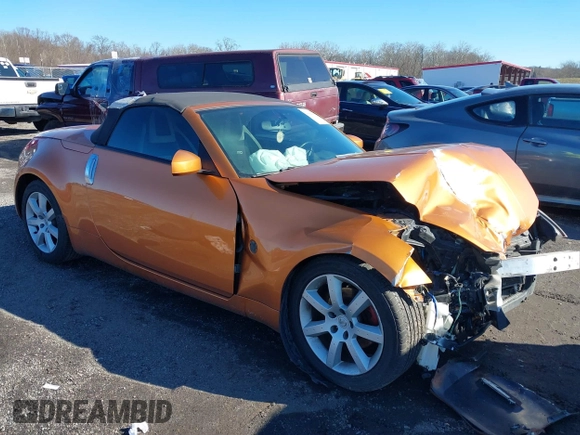 2004 Nissan 350Z Touring z VIN JN1AZ36A24T000472, wystawiony jako IAAI lot #38684053 z przebiegiem 65 769 mil mil oraz . Historia ofert i sprzedaży dostępna na DreamBid. Obrazek 1.