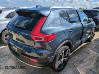 2022 Volvo XC40 Inscription with VIN YV4AC2HL4N2745980, listed as a Copart auction lot 74689834 with 27,858 mi miles and Salvage Title. Bid and sale history available at carsss.com. Image 3.