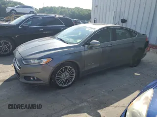 2013 Ford Fusion SE Hybrid z VIN 3FA6P0LU8DR126848, wystawiony jako Copart lot #61544925 z przebiegiem 237 115 mil mil oraz Szkoda całkowita • Salvage title. Historia ofert i sprzedaży dostępna na DreamBid. Obrazek 1.