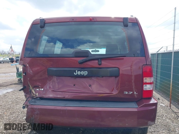 2008 Jeep Liberty Sport with VIN 1J8GN28K68W111462, listed as a IAAI auction lot 42012567 with 129,077 mi miles. Bid and sale history available at carsss.com. Image 17.