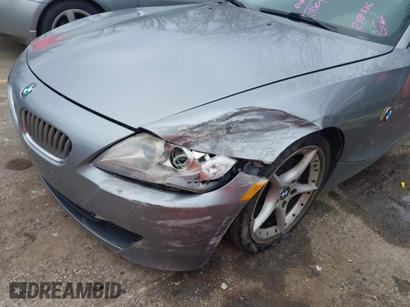2007 BMW Z4 3.0si with VIN 4USBU535X7LX02797, listed as a IAAI auction lot 41520942 with 115,022 mi miles and . Bid and sale history available at DreamBid. Image 6.