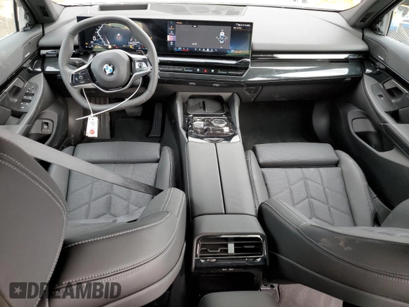 2024 BMW 5 Series 530i with VIN WBA43FJ0XRCS14707, listed as a Copart auction lot 84764324 with 7,409 mi miles and Salvage Title. Bid and sale history available at carsss.com. Image 8.