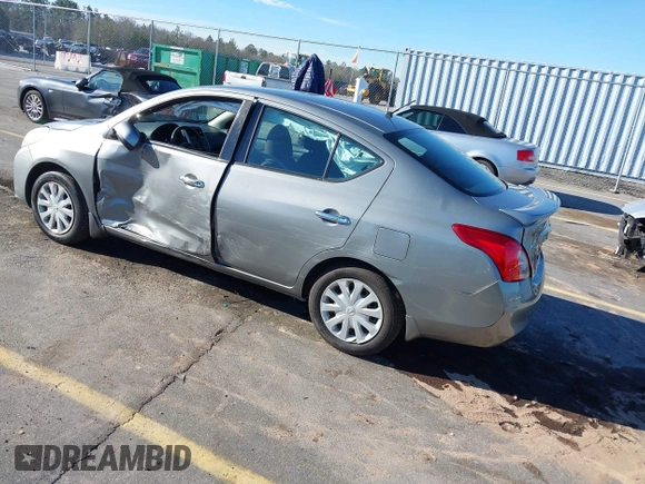 2014 Nissan Versa SV with VIN 3N1CN7AP4EL862427, listed as a IAAI auction lot 41435904 with 95,192 mi miles. Bid and sale history available at carsss.com. Image 3.