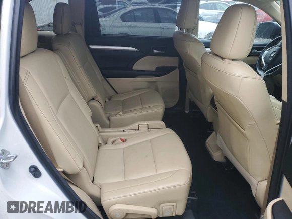 2018 Toyota Highlander SE z VIN 5TDJZRFH6JS554573, wystawiony jako Copart lot #60682225 z przebiegiem 81 373 mil mil oraz Szkoda całkowita • Salvage title. Historia ofert i sprzedaży dostępna na DreamBid. Obrazek 11.