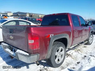 2008 Chevrolet Silverado 1500 LTZ with VIN 3GCEK13338G277180, listed as a IAAI auction lot 41628926 with 242,920 mi miles. Bid and sale history available at carsss.com. Image 4.