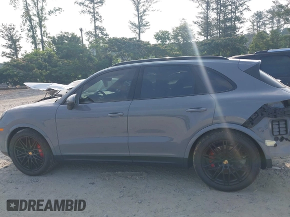 2024 Porsche Cayenne S with VIN WP1AL2AY0RDA32737, listed as a IAAI auction lot 42388781 with 11,802 mi miles and . Bid and sale history available at DreamBid. Image 15.