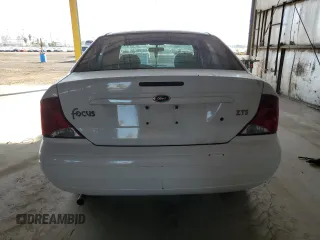 2004 Ford Focus ZTS with VIN 1FAFP38Z44W160028, listed as a Copart auction lot 45978865 with 177,272 mi miles and Salvage Title. Bid and sale history available at carsss.com. Image 6.