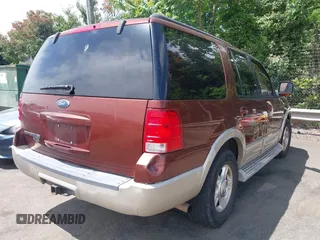 2006 Ford Expedition Eddie Bauer z VIN 1FMPU17506LA44450, wystawiony jako IAAI lot #42267018 z przebiegiem 265 891 mil mil oraz . Historia ofert i sprzedaży dostępna na DreamBid. Obrazek 4.