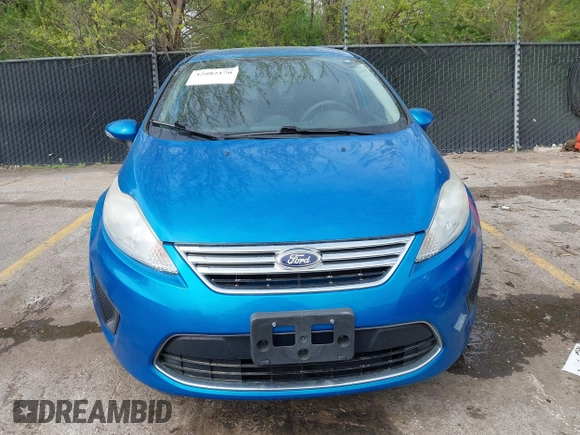 2013 Ford Fiesta SE with VIN 3FADP4BJ5DM177081, listed as a IAAI auction lot 42082170 with 109,036 mi miles. Bid and sale history available at carsss.com. Image 6.