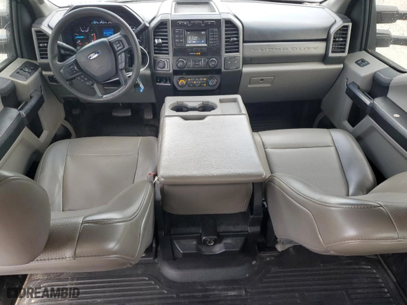 2019 Ford Super Duty F-350 DRW XL with VIN 1FT8W3DT3KEE42459, listed as a Copart auction lot 43067515 with 321,307 mi miles and Clean Title. Bid and sale history available at carsss.com. Image 8.