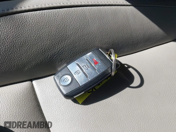 2018 Kia Sportage EX with VIN KNDPN3ACXJ7423171, listed as a IAAI auction lot 41997356 with 84,947 mi miles and . Bid and sale history available at DreamBid. Image 11.