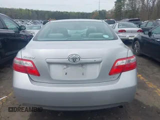 2008 Toyota Camry LE with VIN 4T1BE46K38U251461, listed as a IAAI auction lot 41865742 with 114,165 mi miles. Bid and sale history available at carsss.com. Image 16.