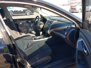 2014 Nissan Altima 2.5 with VIN 1N4AL3AP7EC410329, listed as a IAAI auction lot 40676400 with 153,626 mi miles. Bid and sale history available at carsss.com. Image 5.