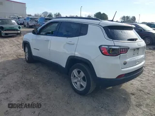 2022 Jeep Compass Latitude with VIN 3C4NJCBB7NT214335, listed as a IAAI auction lot 41683856 with 41,871 mi miles and . Bid and sale history available at carsss.com. Image 3.