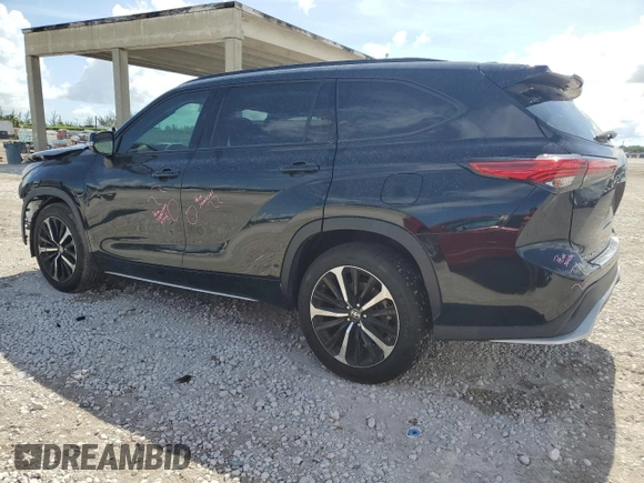 2022 Toyota Highlander XSE with VIN 5TDLZRAH3NS115126, listed as a Copart auction lot 62293825 with 59,189 mi miles and Salvage title. Bid and sale history available at DreamBid. Image 2.