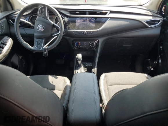 2021 Buick Encore GX Preferred z VIN KL4MMBS23MB115759, wystawiony jako Copart lot #61928665 z przebiegiem 28 565 mil mil oraz Szkoda całkowita • Salvage title. Historia ofert i sprzedaży dostępna na DreamBid. Obrazek 8.