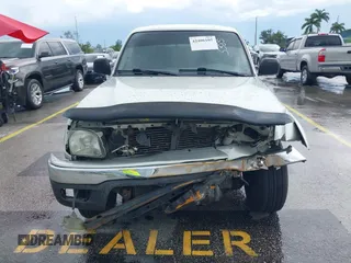 2003 Toyota Tacoma PreRunner z VIN 5TEGN92N13Z295384, wystawiony jako IAAI lot #42406105 z przebiegiem 194 171 mil mil oraz . Historia ofert i sprzedaży dostępna na DreamBid. Obrazek 12.