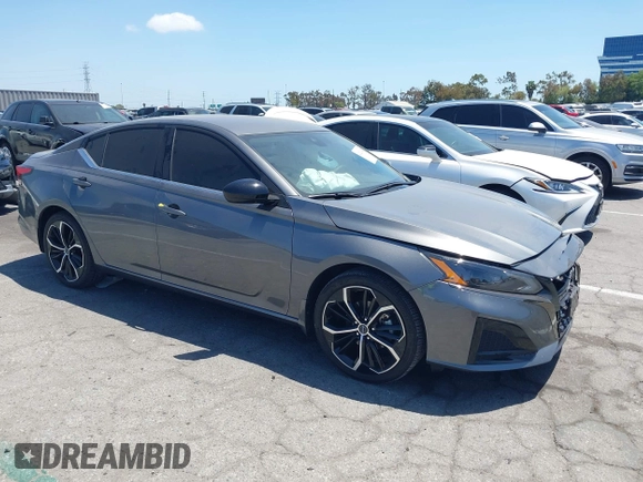 2024 Nissan Altima SR with VIN 1N4BL4CV6RN377307, listed as a IAAI auction lot 42229384 with 8,117 mi miles and . Bid and sale history available at DreamBid. Image 1.